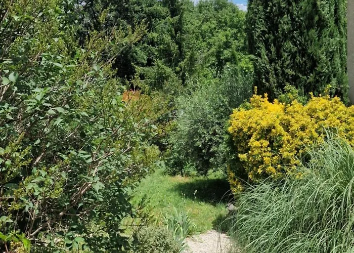 Le Mazet Josephine *